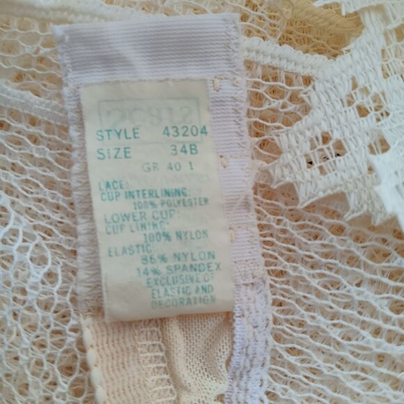 Vintage 34B Sears Bra White Lace Front Hook Closure Padded 197's - Picture 8 of 8